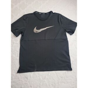 Nike Women’s Dri-Fit Running T-Shirt Black Size Medium Front Graphic Logo Swoosh